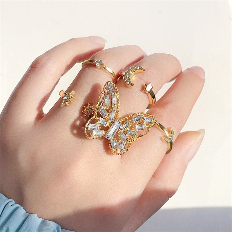 Fashionista Metal Chain Knuckle Rings - Sweet Sentimental GiftsFashionista Metal Chain Knuckle RingsWomen's RingRinhooSweet Sentimental Gifts3256804852211366-RI22Y0348Fashionista Metal Chain Knuckle RingsSophisticated Butterfly Knuckle Ring762310693654