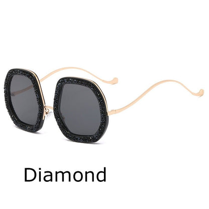 Luxury Big Frame Crystal Sunglasses - Sweet Sentimental GiftsLuxury Big Frame Crystal SunglassesFashion AccessoriesFenQiqiSweet Sentimental Gifts3256802874368483-Diamond C3-China-As pic showedLuxury Big Frame Crystal SunglassesGoldChinaDiamond Black621734780008