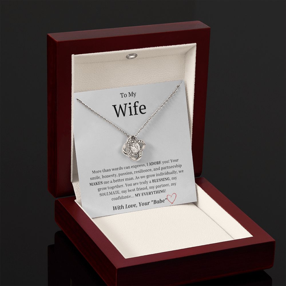 Wife Love Lock Necklace - Sweet Sentimental GiftsWife Love Lock NecklaceNecklaceSOFSweet Sentimental GiftsSO-8668409Wife Love Lock NecklaceLuxury Box18K Yellow Gold Finish214336383168